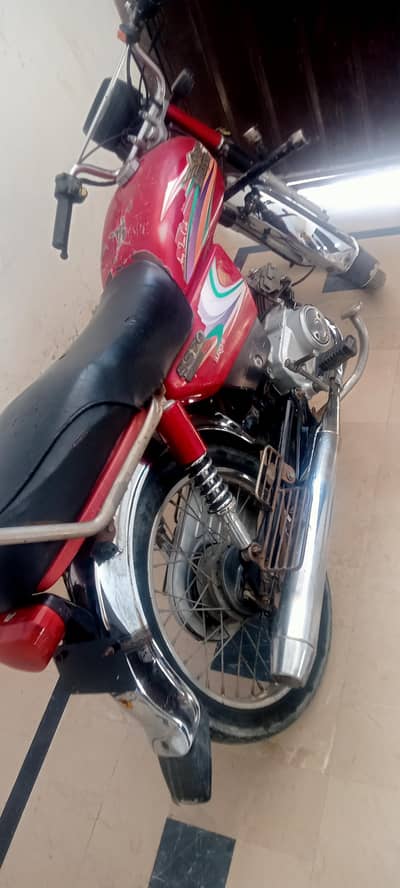 super star bike 2016 model copy or purchase raseed 03168171356