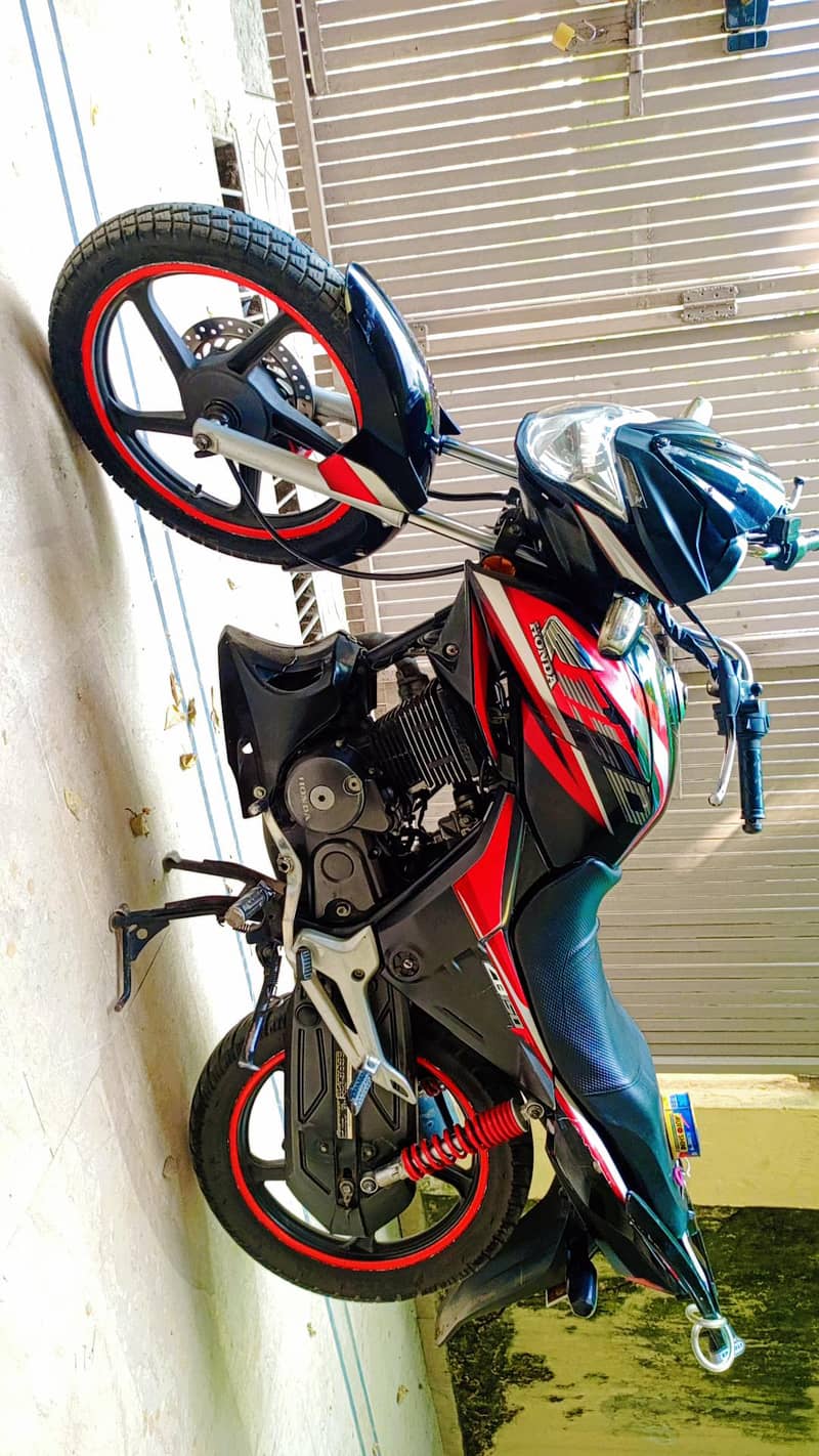 Honda Cb150F 0