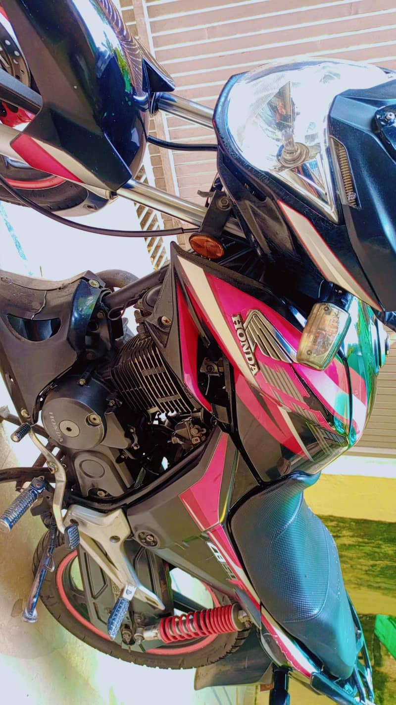 Honda Cb150F 1