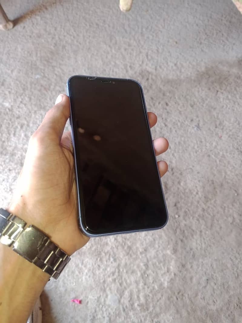 Apple iPhone XR 4