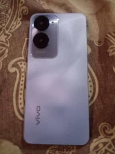 Vivo Y28s