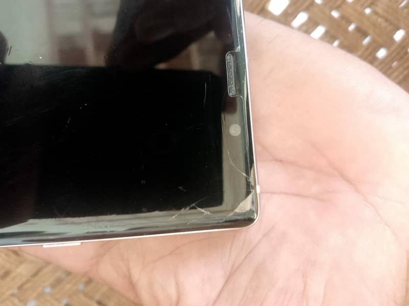 Samsung Mobile Note 9 4