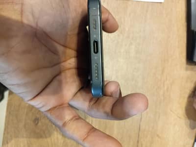 Apple iPhone 15 Pro