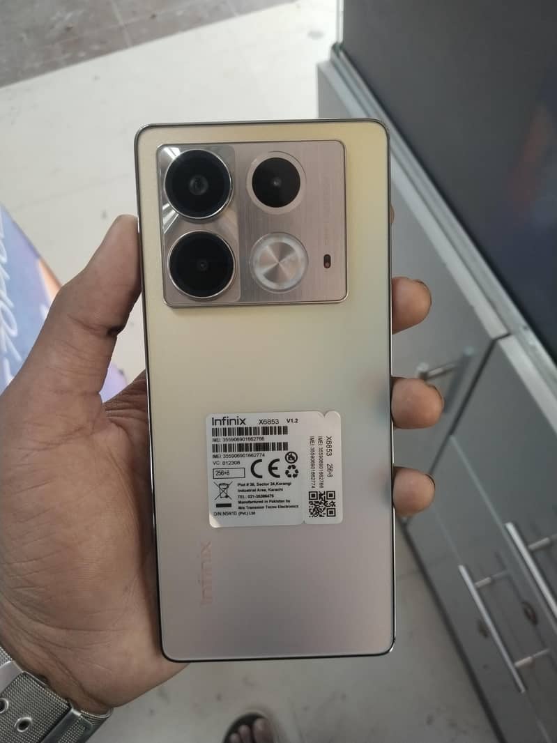 Infinix Note 40 2