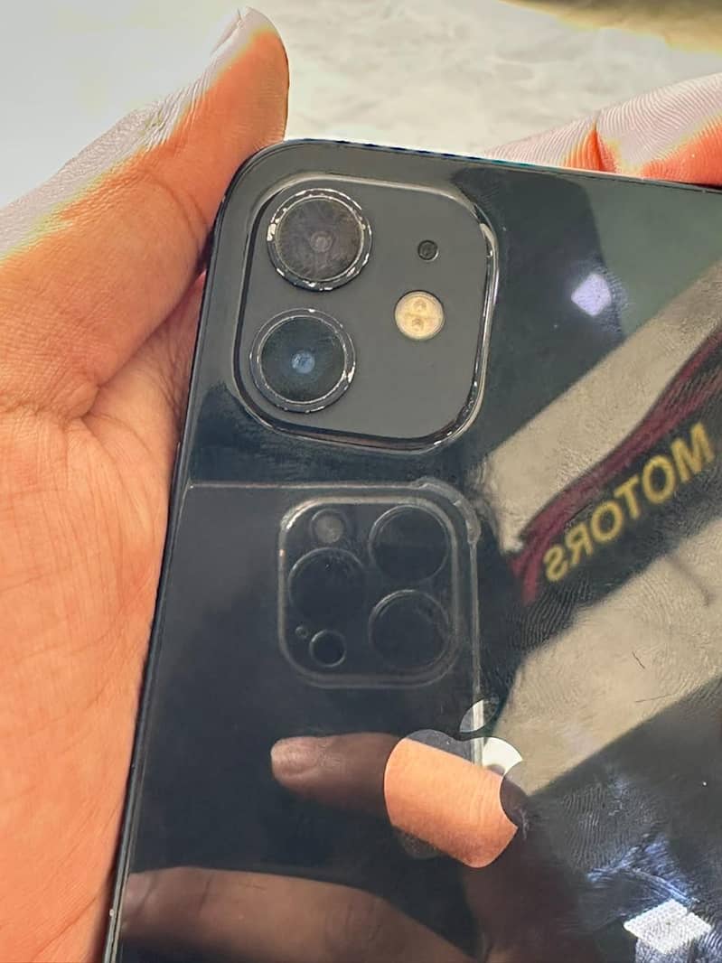 Apple iPhone 12 14