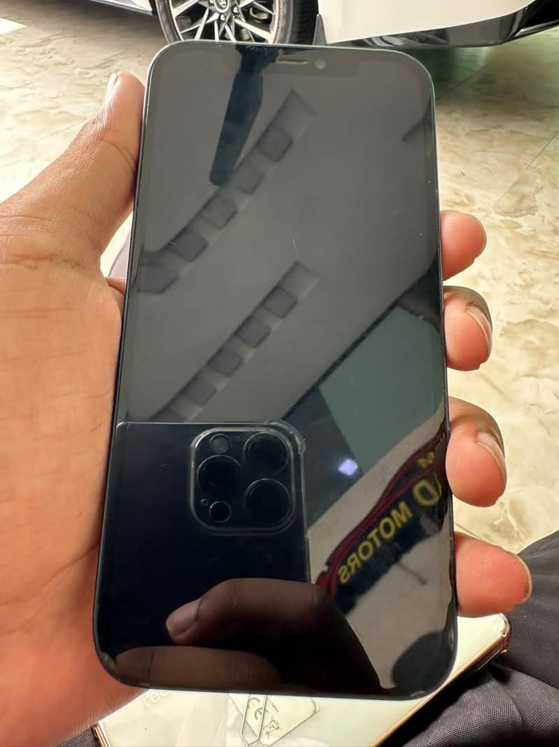 Apple iPhone 12 15