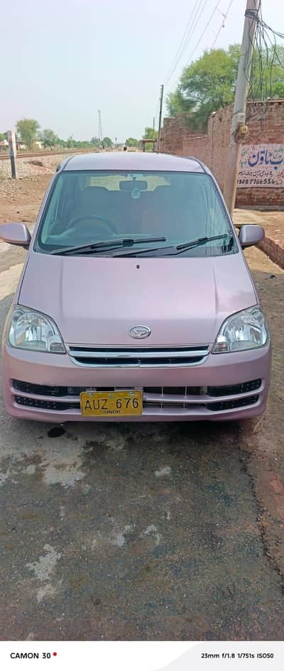 Daihatsu Mira 2005