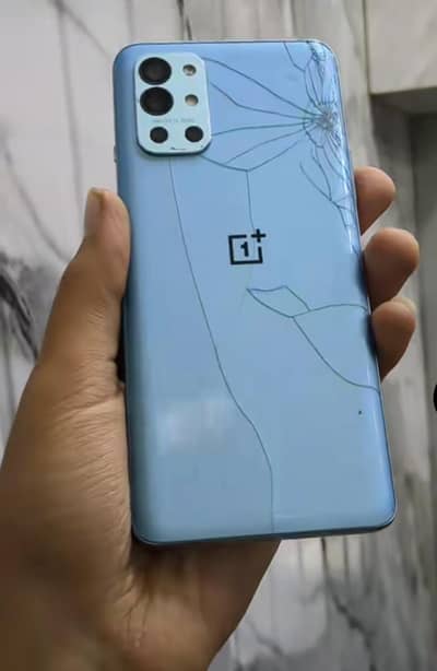 ONE PLUS LOVERS 9R SALE 12+12/256 ALL OKAY