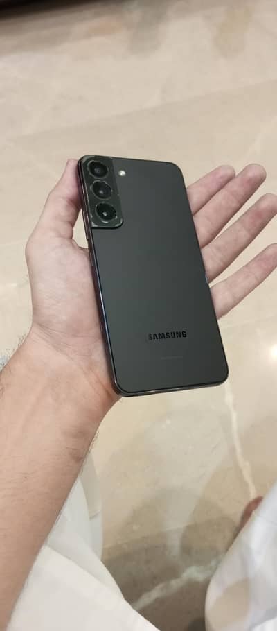 Samsung Mobile S22