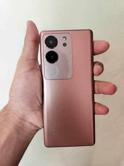Vivo V29 5g (12+12/256gb)  Snapdragon 778g Non pta