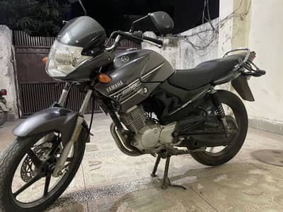Yamaha Ybr 2016 for sale.
