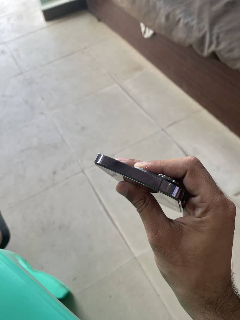 Apple iPhone 12 Pro 5