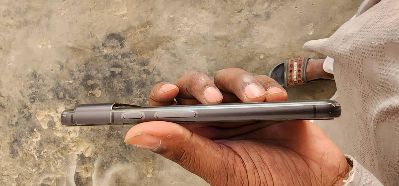 Google Pixel 8 3