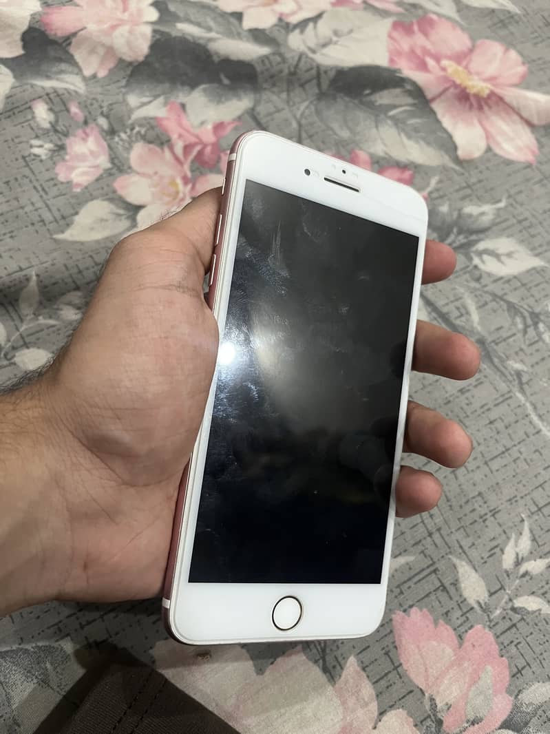 Apple iPhone 7 Plus 2