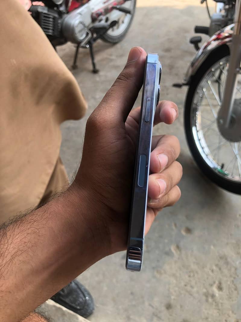 Apple iPhone 13 Pro 5