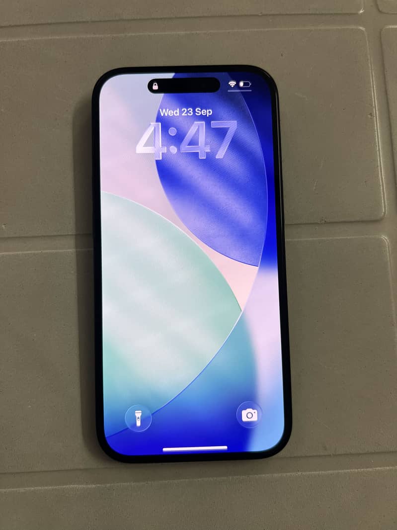 Apple iPhone 15 4