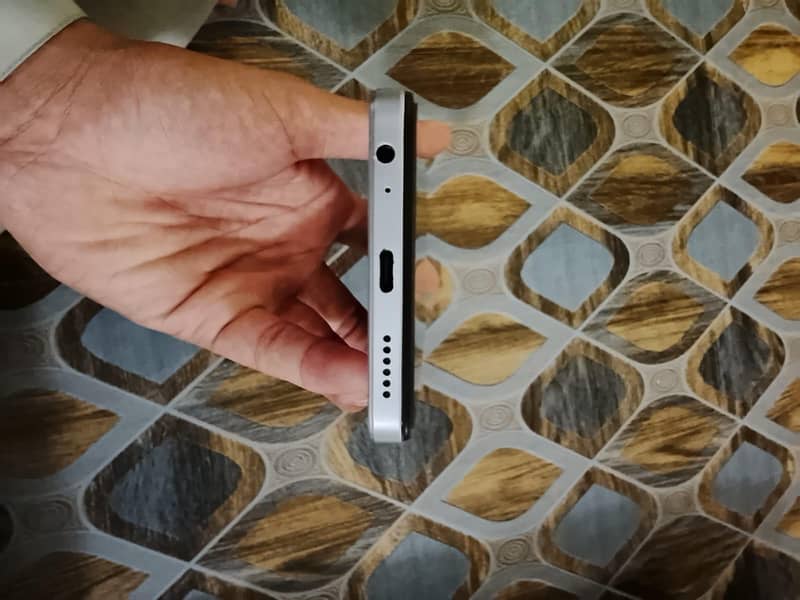 Tecno Spark 20C 6
