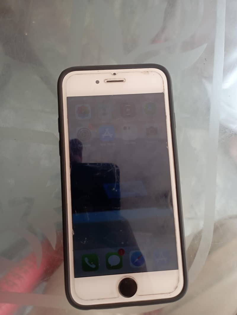 Apple iPhone 6S 1