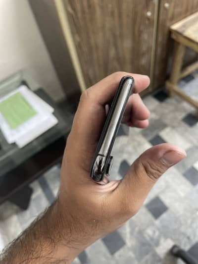 Apple iPhone XS