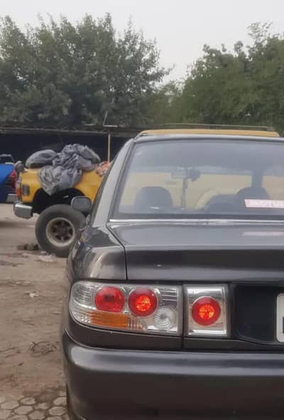 Mitsubishi lancer 93