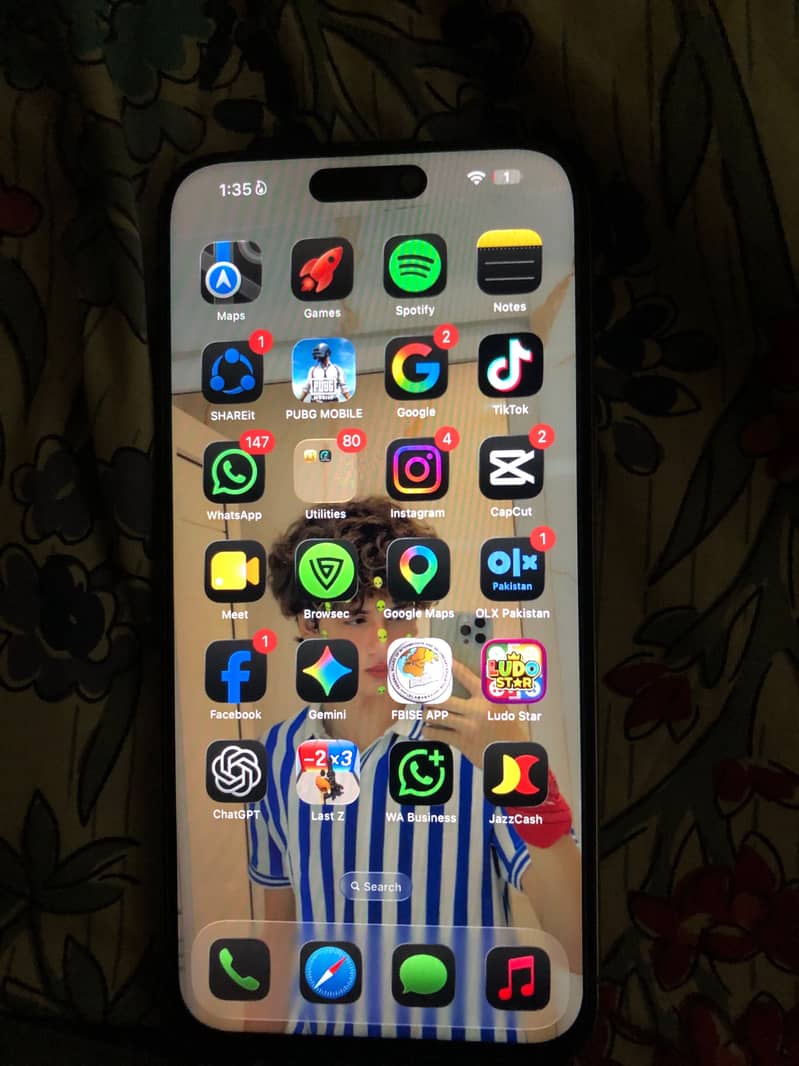 Apple iPhone 15 Pro Max 1