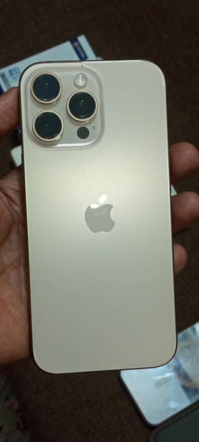 Iphone 16 pro max Non pta Jv 10/11 Cndsn Full box With Ronin  Charger