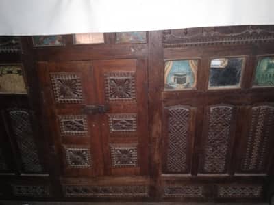 pure walnut wood paiti