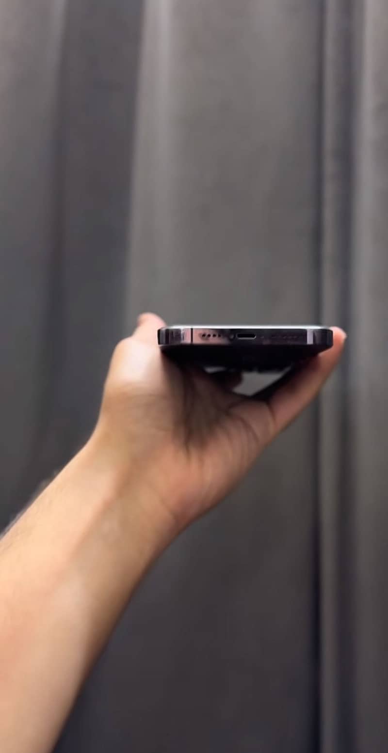 Apple iPhone 14 Pro Max 3