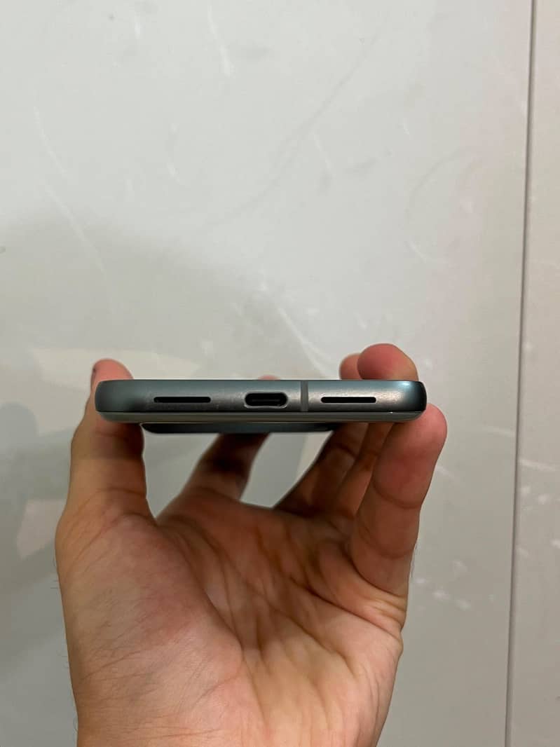 Google Pixel 8 0