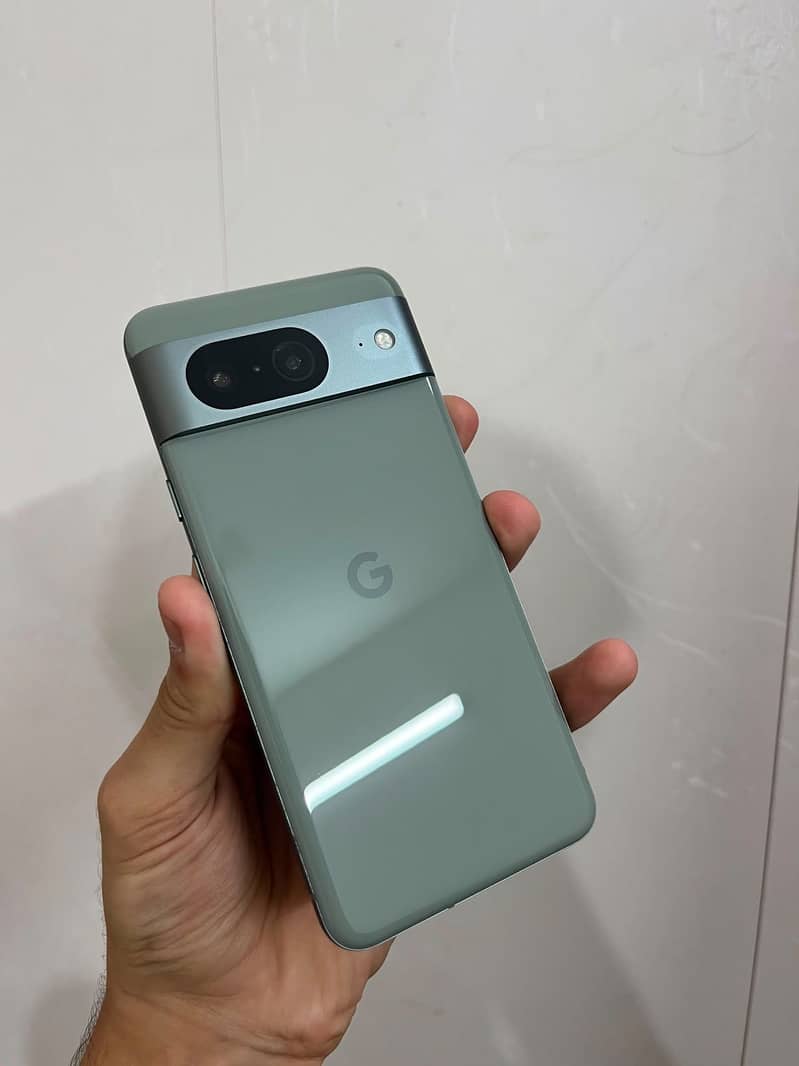 Google Pixel 8 3