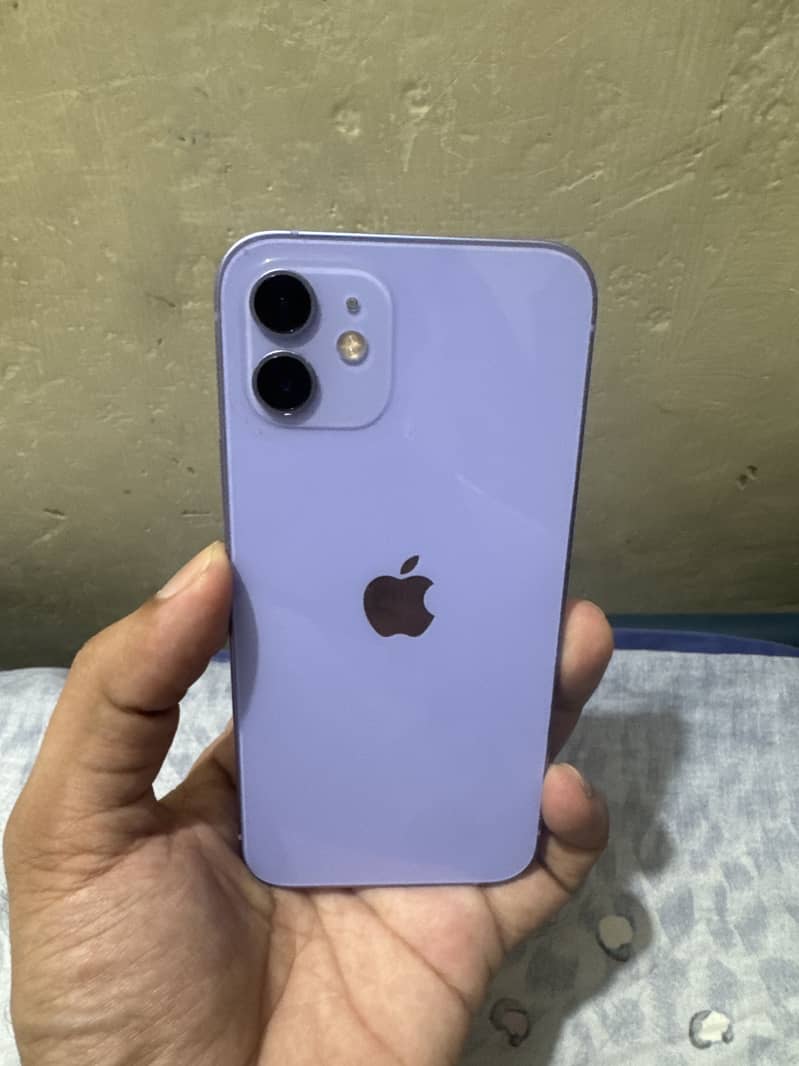 Apple iPhone 12 0