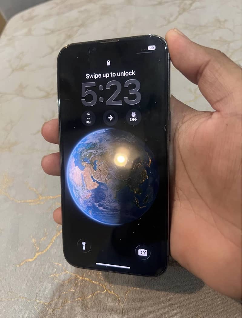 Apple iPhone 13 Pro Max 3