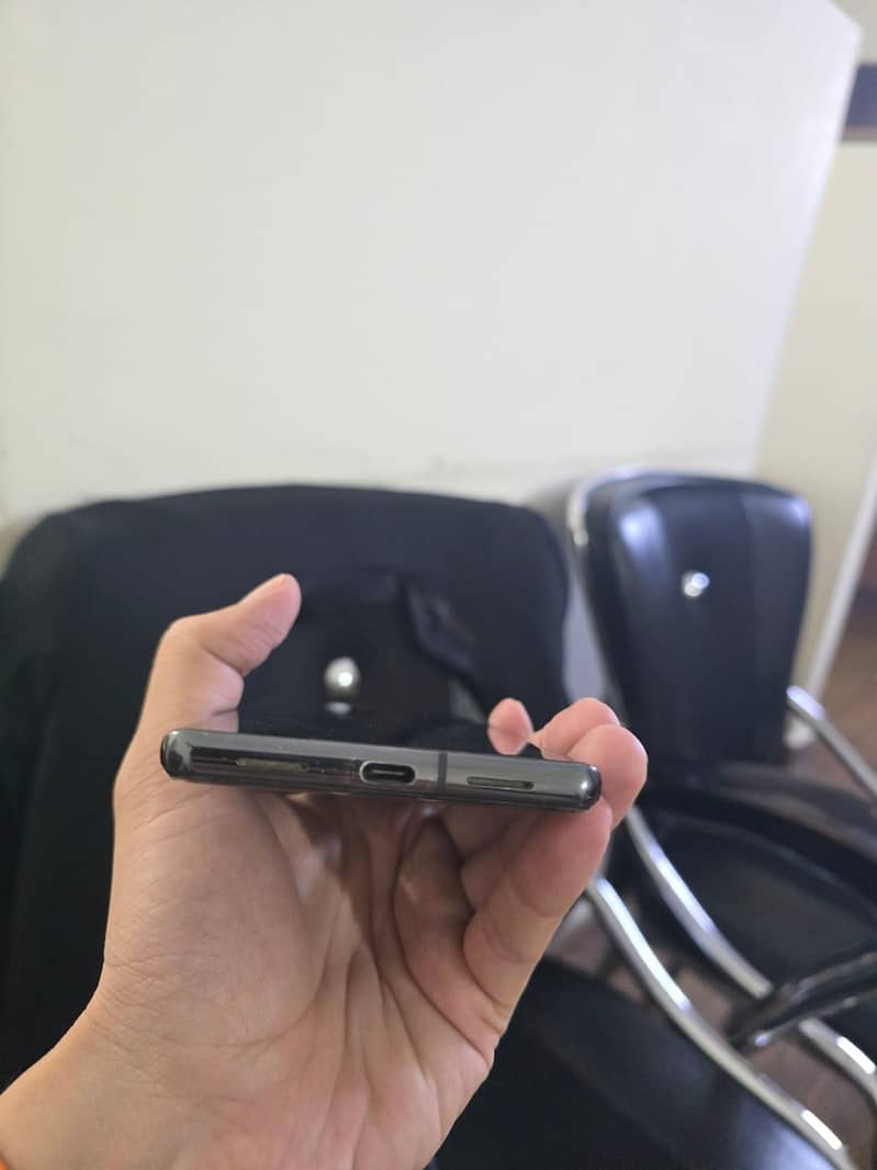 Goggle Pixel 7 pro 1