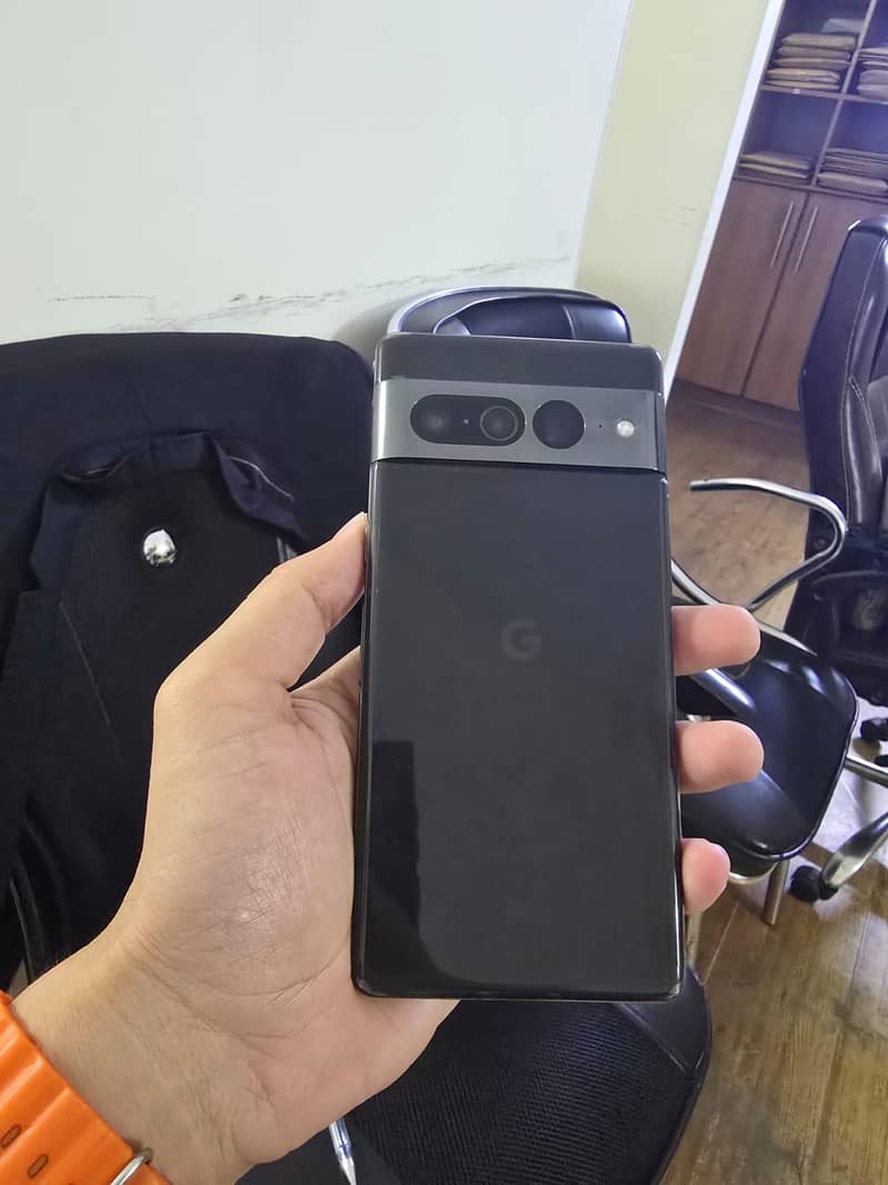 Goggle Pixel 7 pro 4