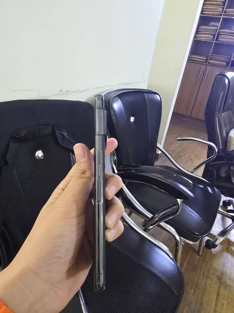 Goggle Pixel 7 pro 5