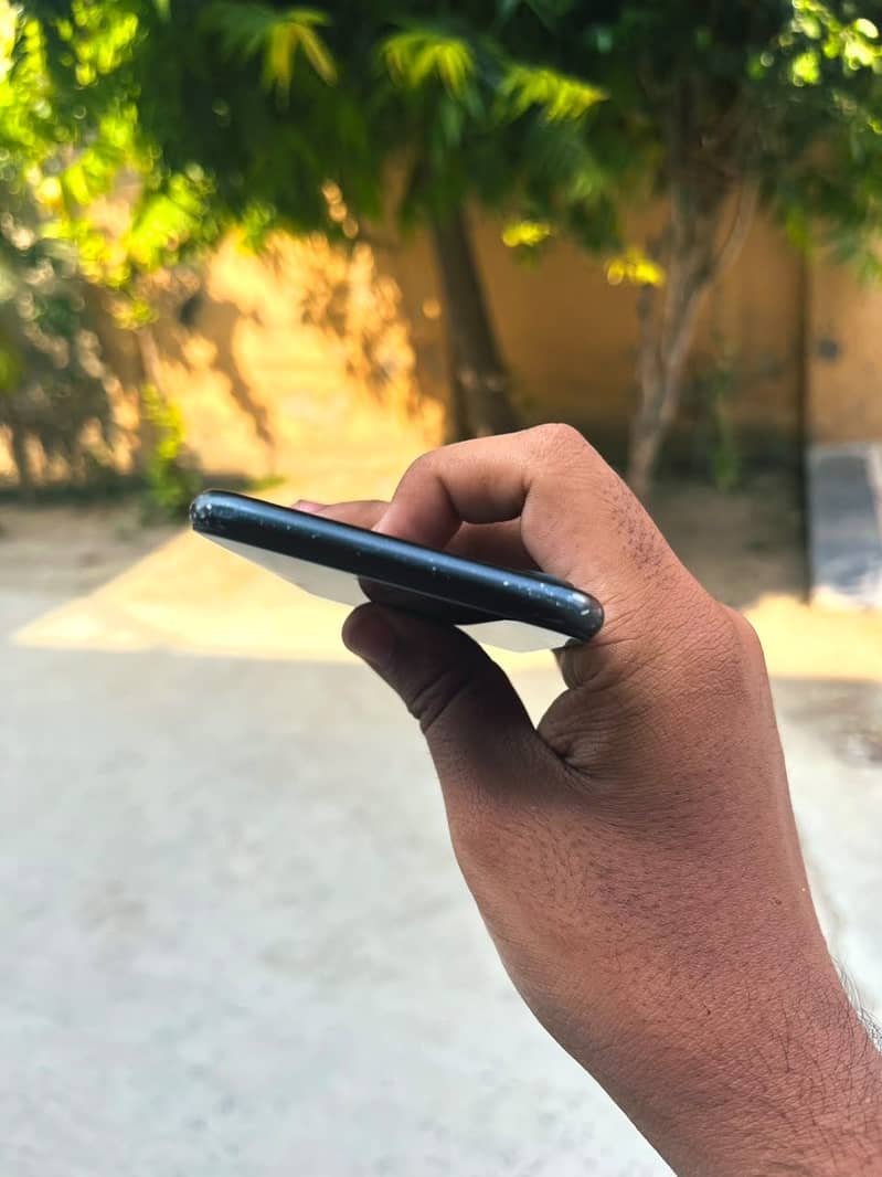 iPhone 7 pta approved 5