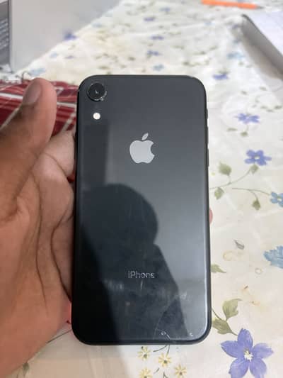 Apple iPhone XR