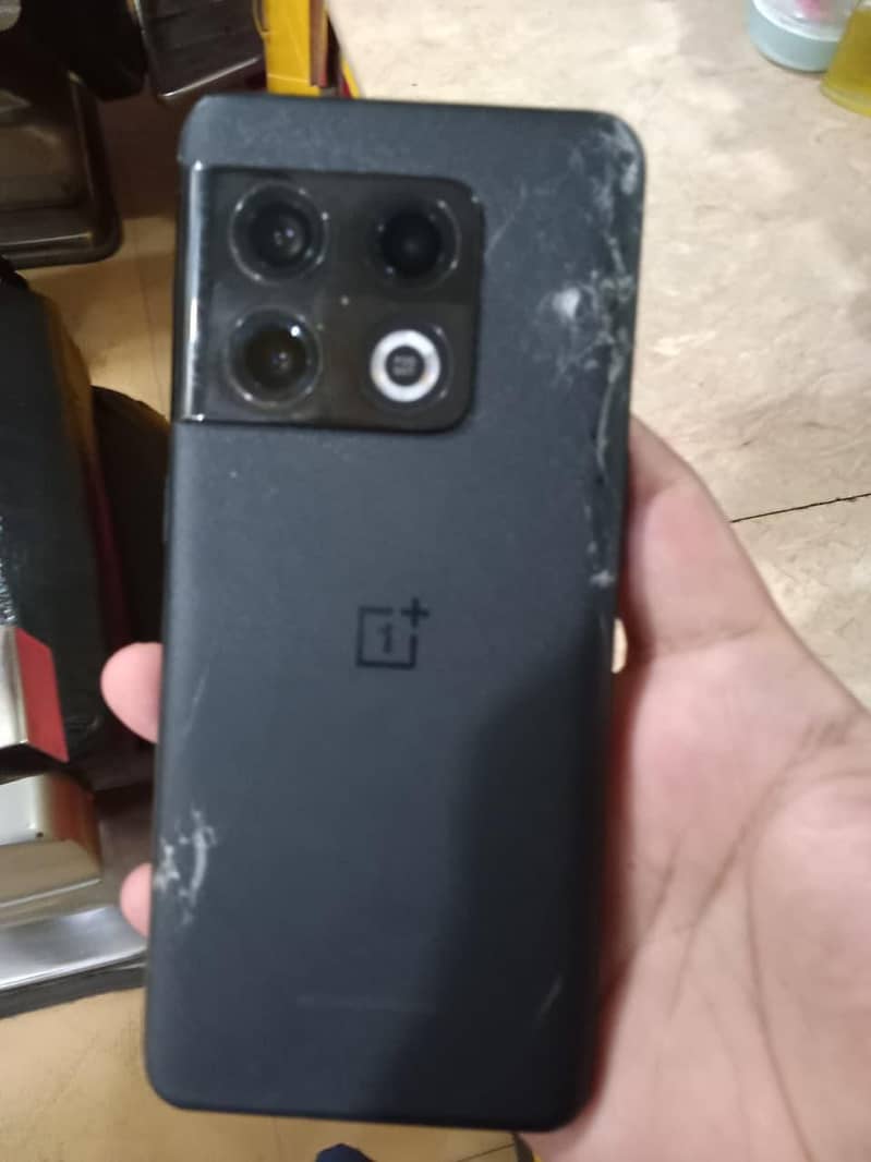 One Plus 10 Pro 5G 2