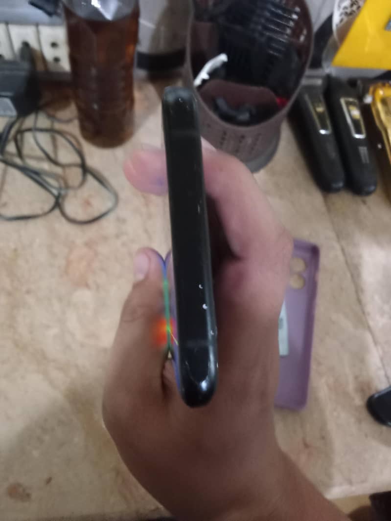 One Plus 10 Pro 5G 4