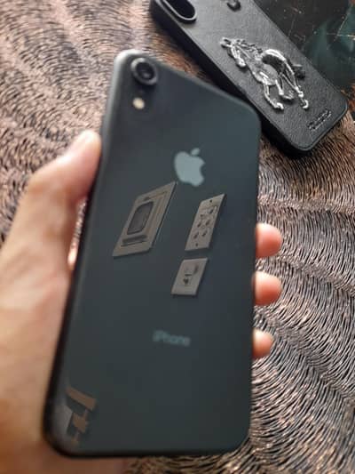 Apple iPhone XR