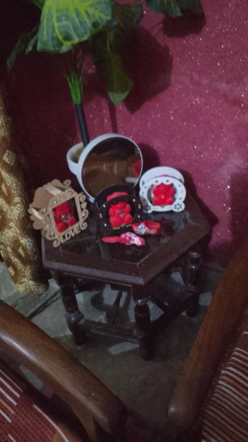 table with side tables 2