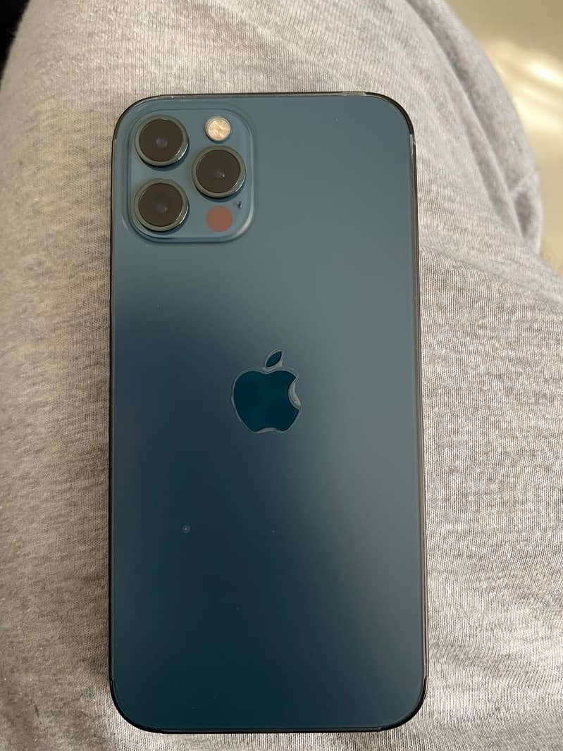 Apple iPhone 12 Pro 2