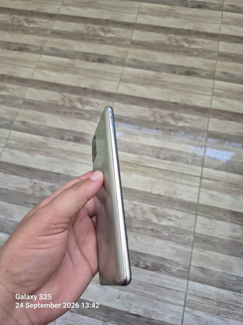 Samsung Mobile Note10 Lite 4