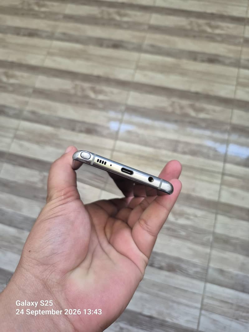 Samsung Mobile Note10 Lite 6