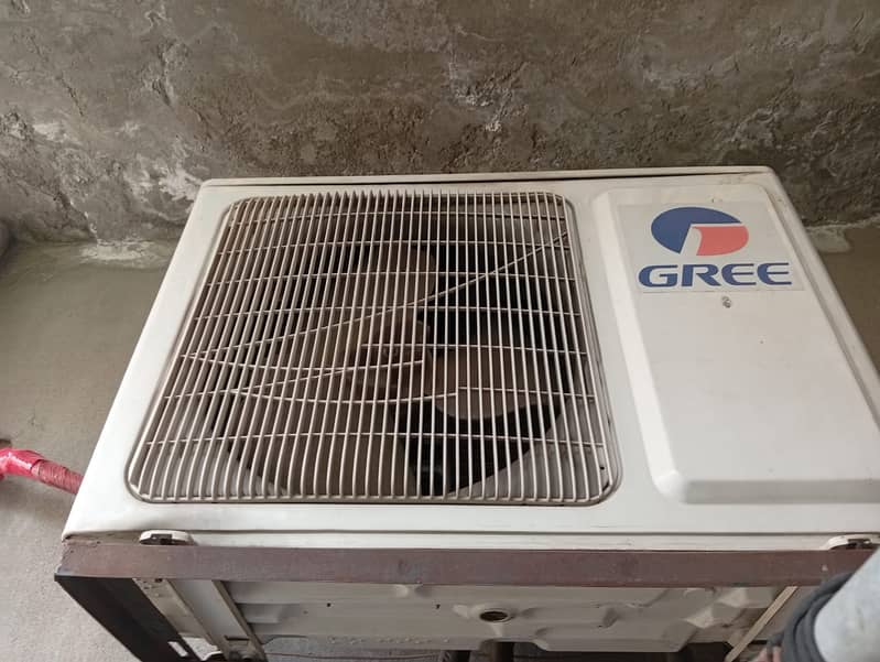 GREE SPLIT AC 2