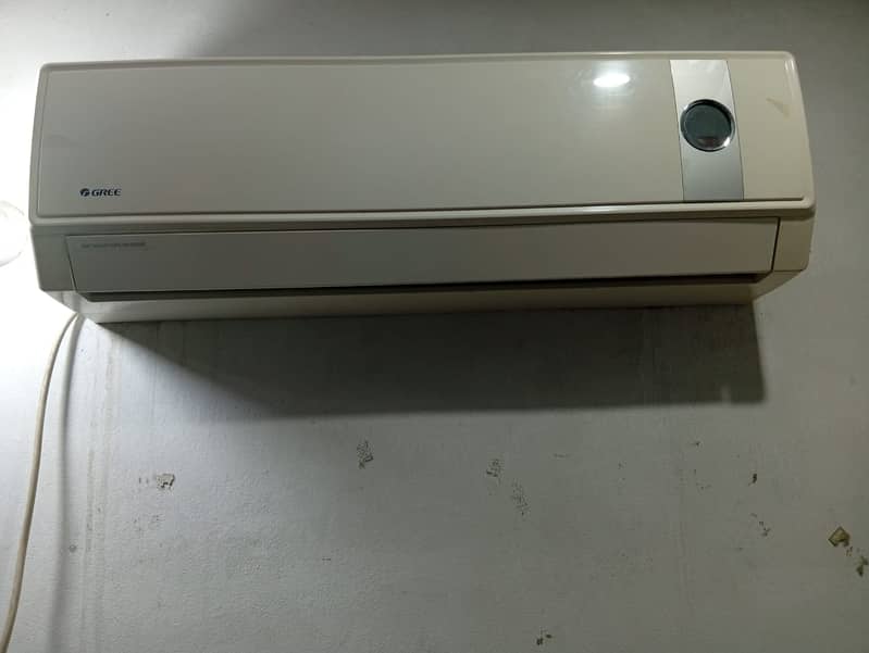 GREE SPLIT AC 3