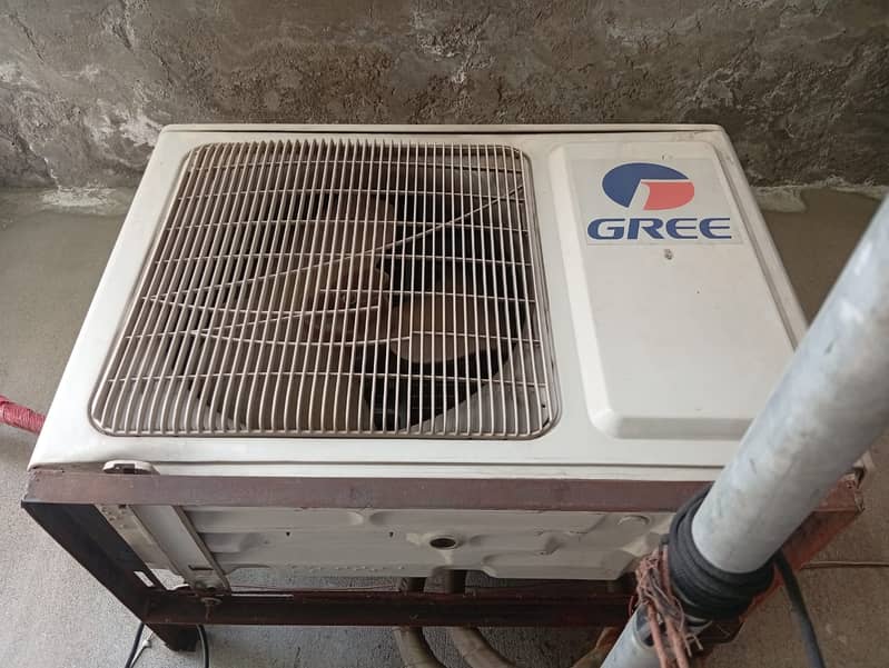 GREE SPLIT AC 5