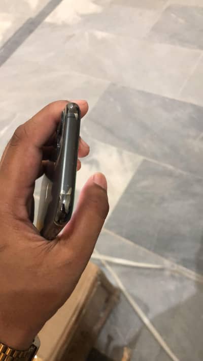 Apple iPhone 11 Pro