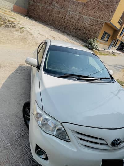 Toyota Corolla GLI 1.3 Manual 2013 Model