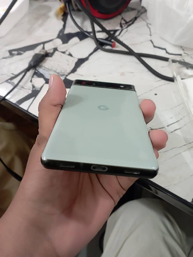 Google pixel 6a 3